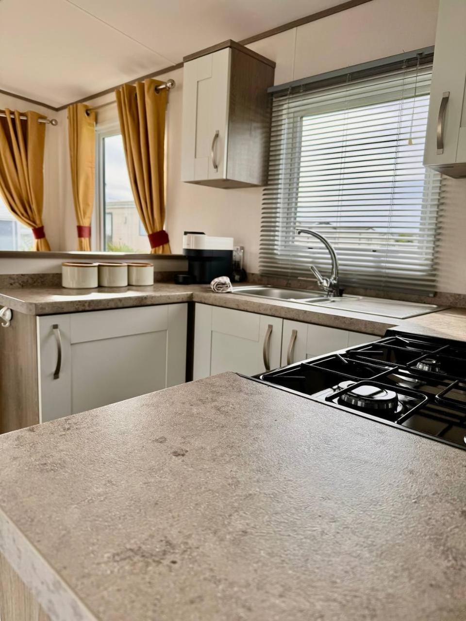 Holiday Home In Durdle Door With Stunning Sea View 웨스트 룰워스 외부 사진